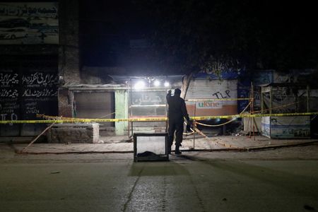 tagreuters.com2022binary_LYNXMPEIA306N-VIEWIMAGE