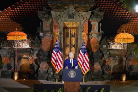 tagreuters.com2022binary_LYNXMPEIAD0NU-VIEWIMAGE