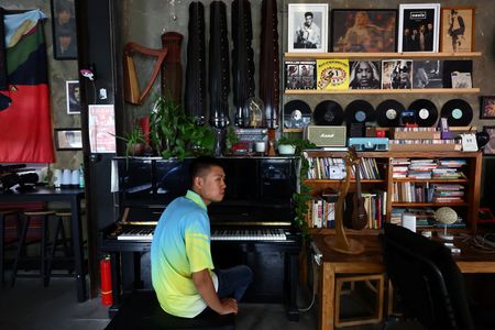 tagreuters.com2022binary_LYNXMPEIB104V-VIEWIMAGE