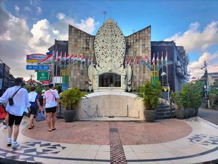 tagreuters.com2022binary_LYNXMPEIB70BE-VIEWIMAGE