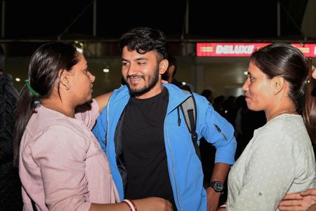 tagreuters.com2023binary_LYNXMPEJ9C0UA-VIEWIMAGE