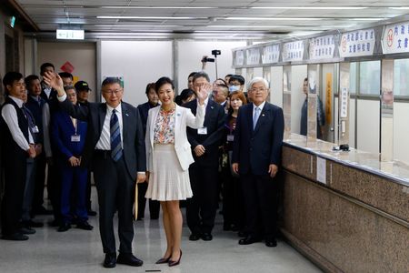 tagreuters.com2023binary_LYNXMPEJAN06J-VIEWIMAGE