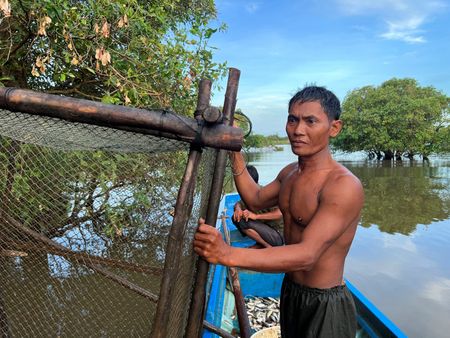 tagreuters.com2023binary_LYNXMPEJB3042-VIEWIMAGE