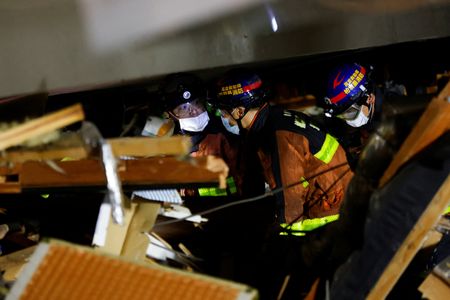 tagreuters.com2024binary_LYNXMPEK020EP-VIEWIMAGE