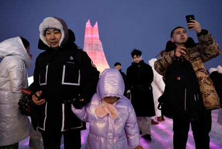 tagreuters.com2024binary_LYNXMPEK030M9-VIEWIMAGE