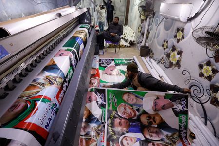 tagreuters.com2024binary_LYNXMPEK0F0B0-VIEWIMAGE