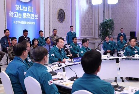 tagreuters.com2024binary_LYNXMPEK0U048-VIEWIMAGE