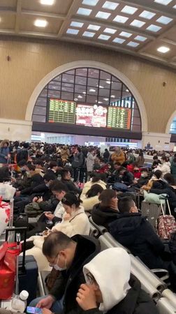 tagreuters.com2024binary_LYNXMPEK15042-VIEWIMAGE