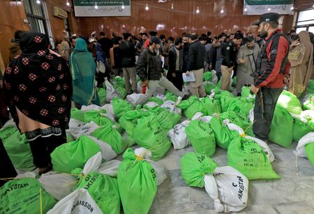 tagreuters.com2024binary_LYNXMPEK160CA-VIEWIMAGE