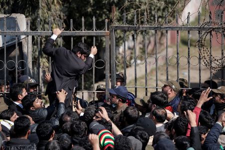 tagreuters.com2024binary_LYNXMPEK1808X-VIEWIMAGE