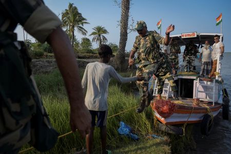 tagreuters.com2024binary_LYNXMPEK4T0DU-VIEWIMAGE