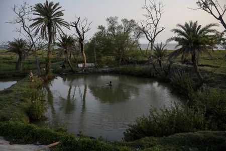 tagreuters.com2024binary_LYNXMPEK4T0DV-VIEWIMAGE