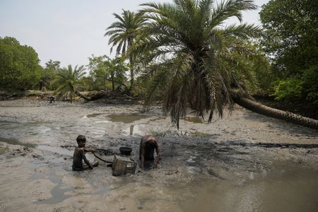 tagreuters.com2024binary_LYNXMPEK4T0E8-VIEWIMAGE