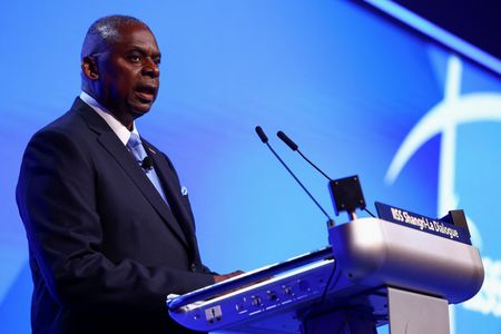 tagreuters.com2024binary_LYNXMPEK500XY-VIEWIMAGE