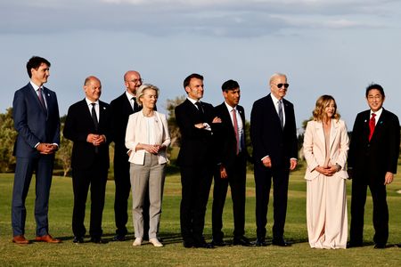 tagreuters.com2024binary_LYNXMPEK5C0OV-VIEWIMAGE