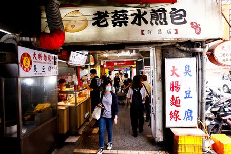 tagreuters.com2024binary_LYNXMPEK6N01R-VIEWIMAGE