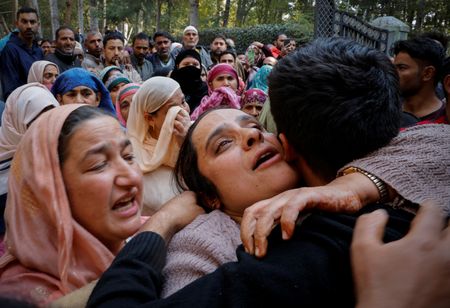 tagreuters.com2024binary_LYNXMPEK9K0AZ-VIEWIMAGE