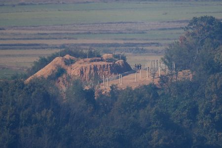 tagreuters.com2024binary_LYNXMPEK9U0B0-VIEWIMAGE