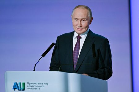 tagreuters.com2024binary_LYNXMPEKBA0QK-VIEWIMAGE