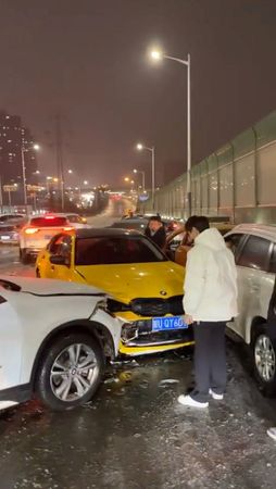 tagreuters.com2024binary_LYNXNPEK1K03K-VIEWIMAGE