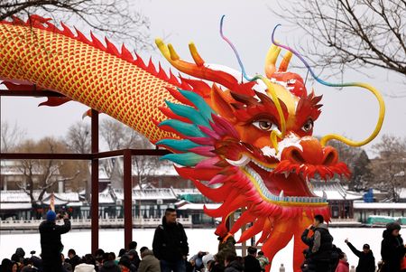 tagreuters.com2024binary_LYNXNPEK1M038-VIEWIMAGE