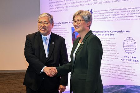 tagreuters.com2024binary_LYNXNPEK220B9-VIEWIMAGE