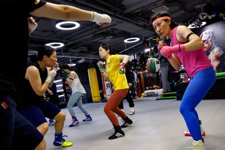 tagreuters.com2024binary_LYNXNPEK2704M-VIEWIMAGE