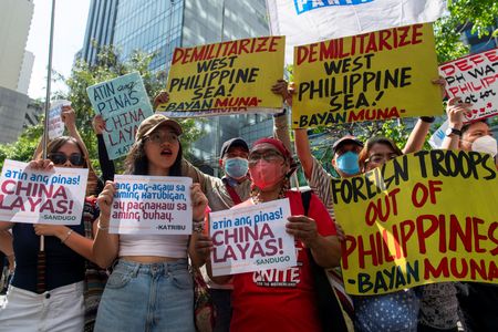 tagreuters.com2024binary_LYNXNPEK38091-VIEWIMAGE