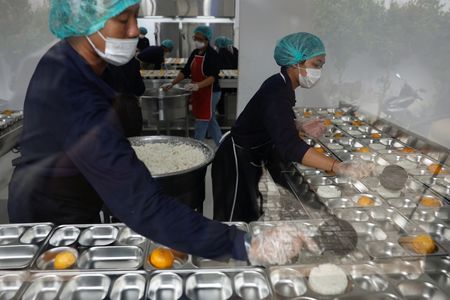 tagreuters.com2025binary_LYNXMPEL0506T-VIEWIMAGE