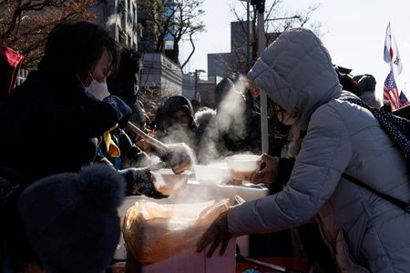 tagreuters.com2025binary_LYNXMPEL08074-VIEWIMAGE