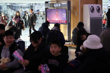 tagreuters.com2025binary_LYNXMPEL0D02A-VIEWIMAGE