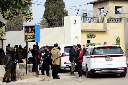 tagreuters.com2025binary_LYNXMPEL0G0CJ-VIEWIMAGE