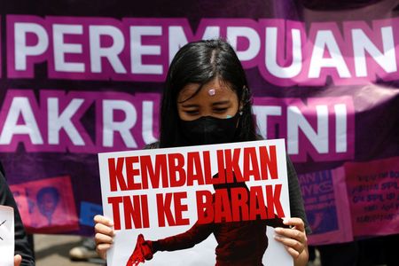 tagreuters.com2025binary_LYNXMPEL2J05X-VIEWIMAGE