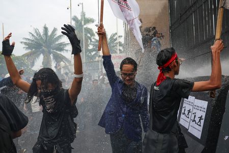 tagreuters.com2025binary_LYNXMPEL2J0HA-VIEWIMAGE