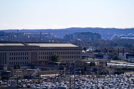 tagreuters.com2025binary_LYNXMPEL2K0V3-VIEWIMAGE