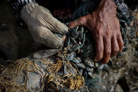 tagreuters.com2025binary_LYNXMPEL3H0KP-VIEWIMAGE