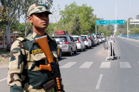 tagreuters.com2025binary_LYNXMPEL3O090-VIEWIMAGE