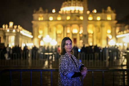 tagreuters.com2025binary_LYNXMPEL3O0AI-VIEWIMAGE