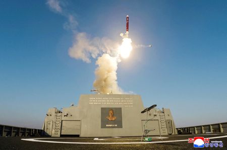 tagreuters.com2025binary_LYNXMPEL3S17B-VIEWIMAGE