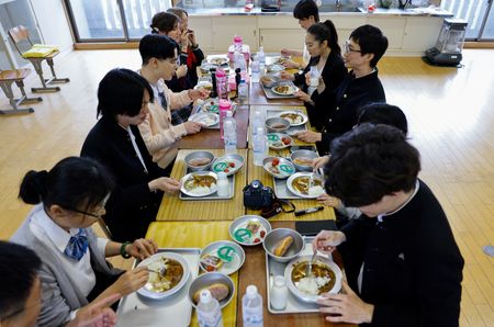 tagreuters.com2025binary_LYNXMPEL3T022-VIEWIMAGE