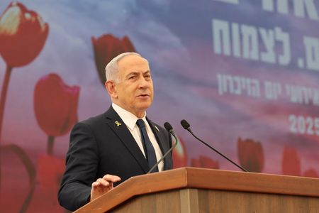 tagreuters.com2025binary_LYNXMPEL420B7-VIEWIMAGE