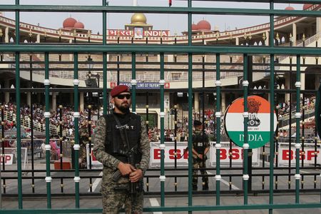 tagreuters.com2025binary_LYNXMPEL4513Y-VIEWIMAGE