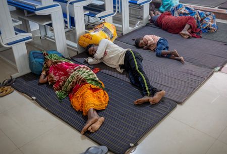 tagreuters.com2025binary_LYNXMPEL47137-VIEWIMAGE