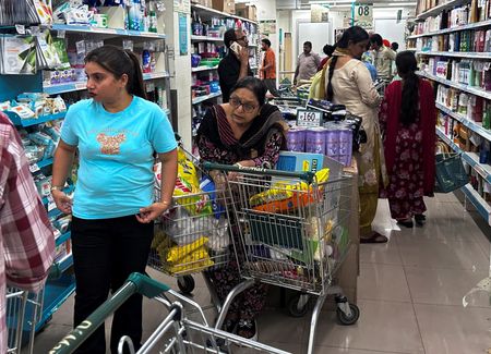 tagreuters.com2025binary_LYNXMPEL480OW-VIEWIMAGE