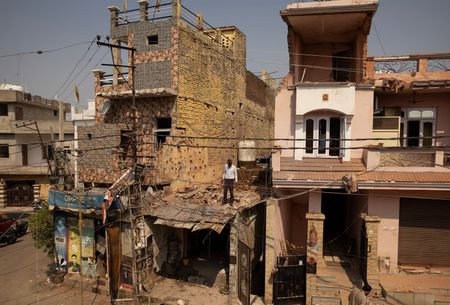 tagreuters.com2025binary_LYNXMPEL49032-VIEWIMAGE