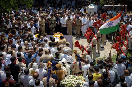 tagreuters.com2025binary_LYNXMPEL4A02V-VIEWIMAGE