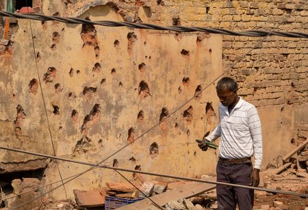 tagreuters.com2025binary_LYNXMPEL4B03F-VIEWIMAGE