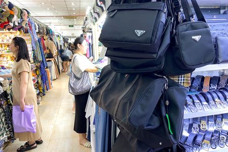 tagreuters.com2025binary_LYNXMPEL4C06L-VIEWIMAGE