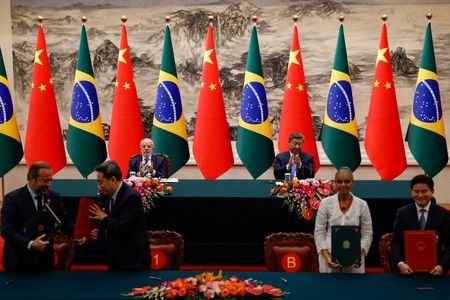 tagreuters.com2025binary_LYNXMPEL4C0NB-VIEWIMAGE