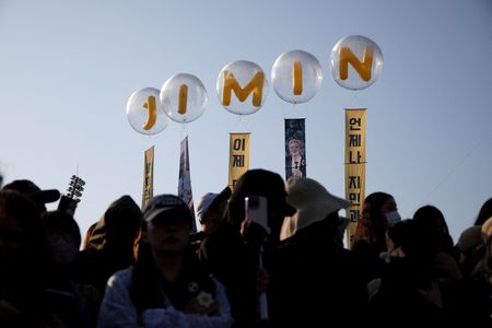 tagreuters.com2025binary_LYNXMPEL5915F-VIEWIMAGE